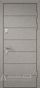 Филенчатая входная дверь с массивом и фрезеровкой №19 внешняя - фото